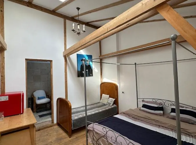 Rustic Room 2 Next To Beach
